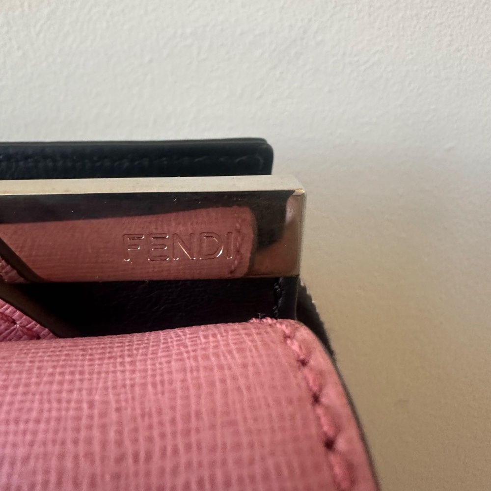 Fendi - Picture 3 of 7